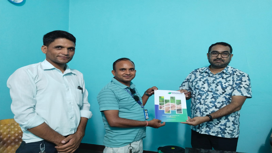 नेशनल लघुवित्तका ग्राहकलाई निसर्ग अस्पताल र मष्टा एग्रोमा छुट